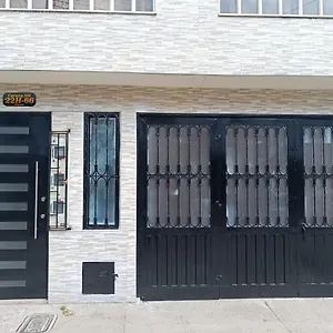 Séjour chez l'habitant Room's El Dorado Bogotá