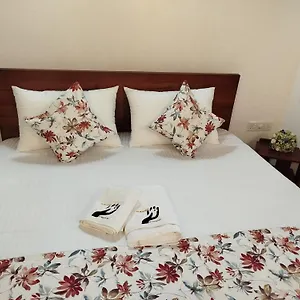 Hotel Elzangi Negombo