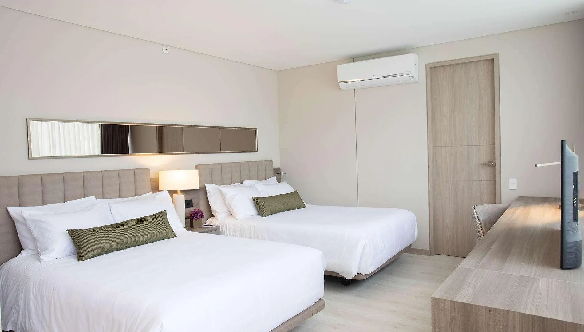 Hotel York Luxury Suites Medellin By Preferred