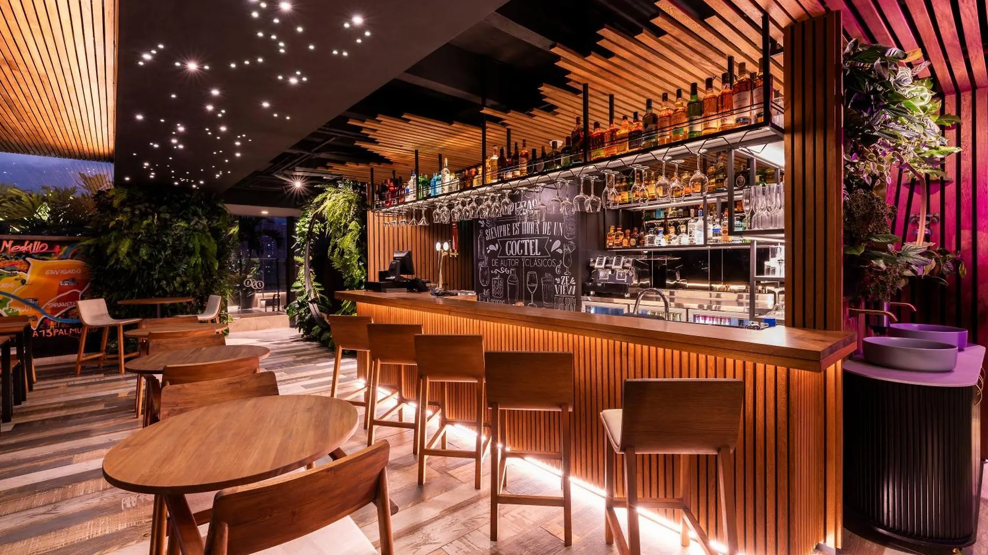 Hotel York Luxury Suites Medellin By Preferred