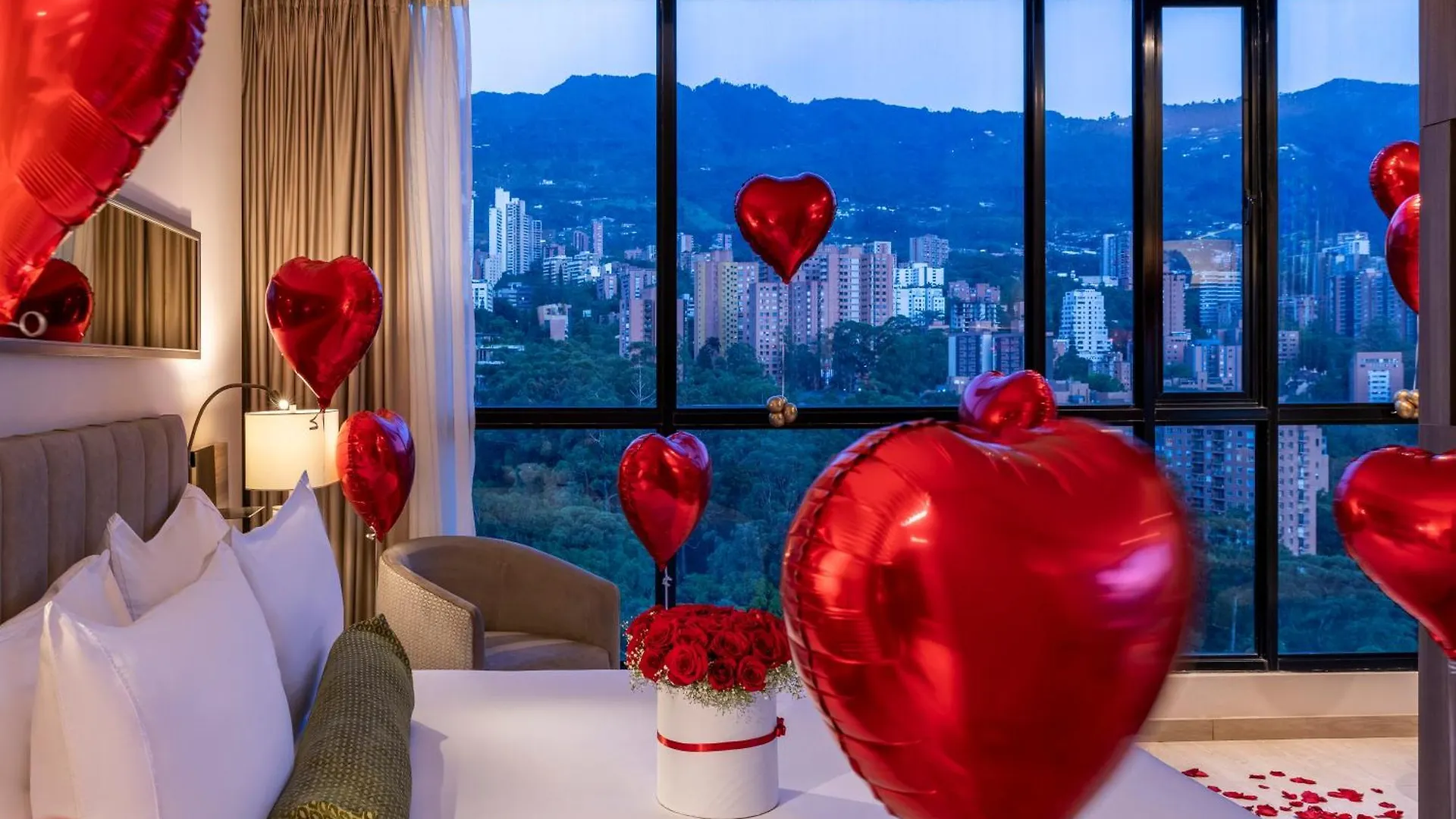 Hotel York Luxury Suites Medellin By Preferred