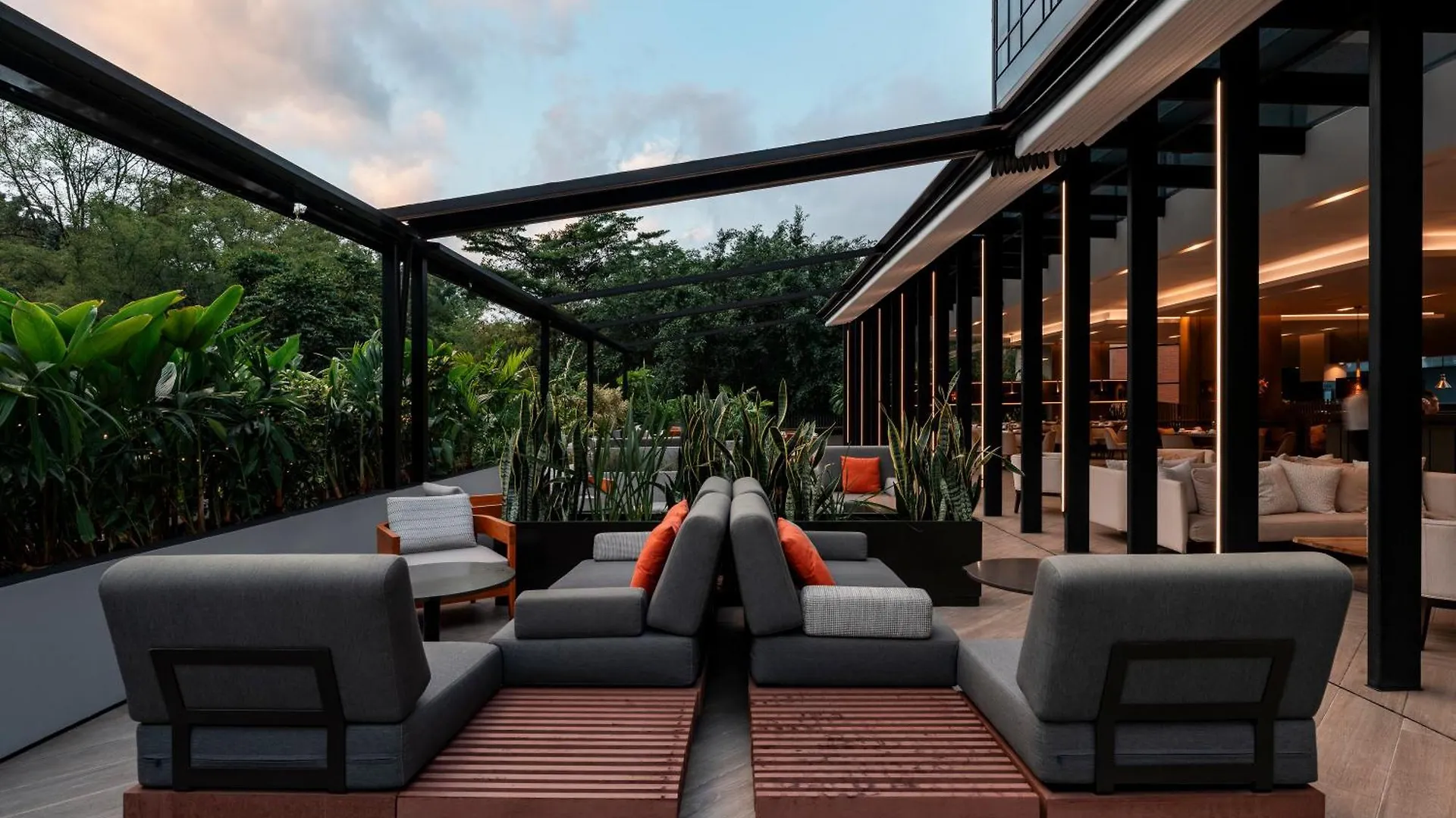 Hotel York Luxury Suites Medellin By Preferred 5*,